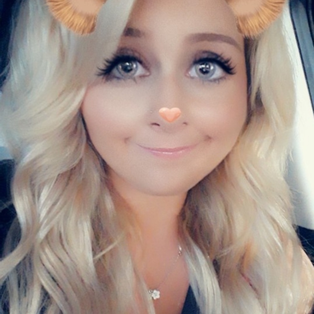 Meet your Posher, Riley